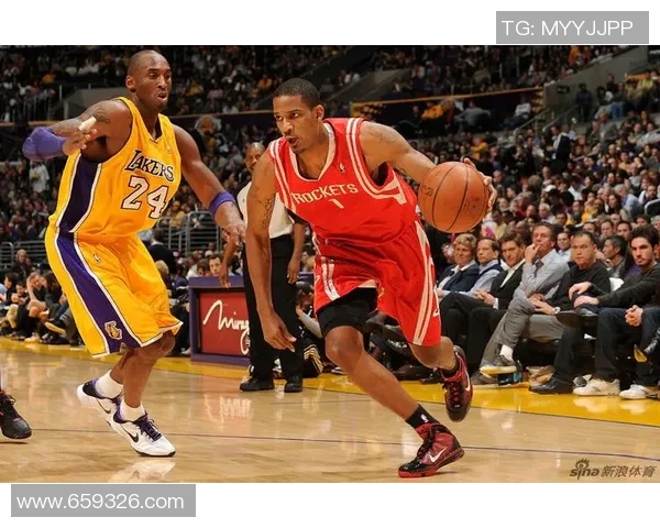 2009年湖人对阵火箭经典对决回顾及精彩瞬间分析